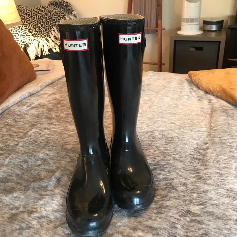 Hunter rain boots black size 6